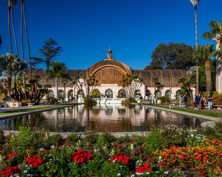 Super Sale West Coast USA + San Diego & New Years Eve at Disneyland